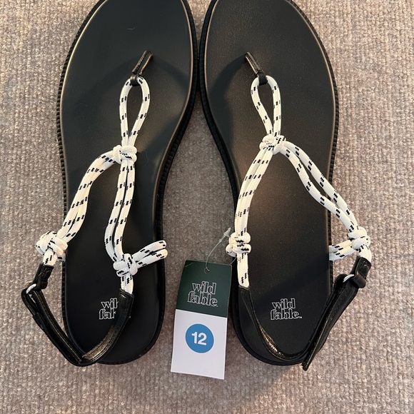 wild fable Shoes - Wild Fable Black Sandals with White Straps